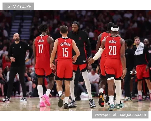 火箭伊森13分4抢断锁定首发，防守能量扭转战局